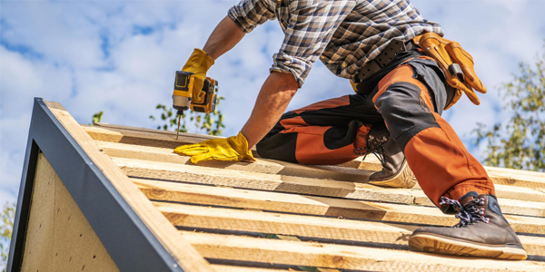 Toit pendant démoussage